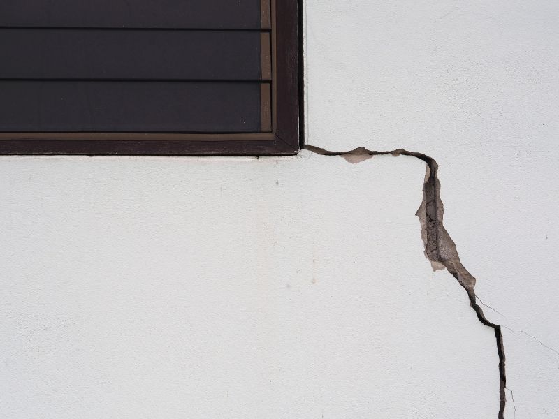 Foundation Crack Repair in Miami, FL
