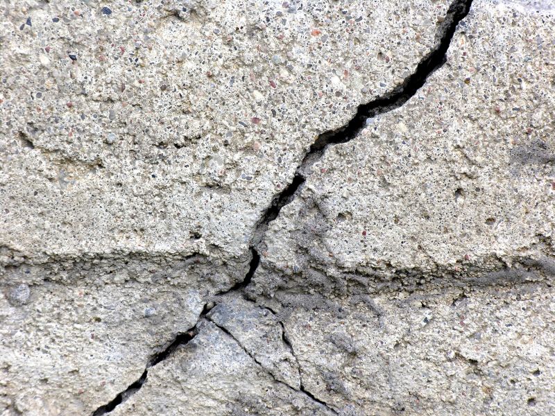 Structural Crack Repair in Miami Beach, FL